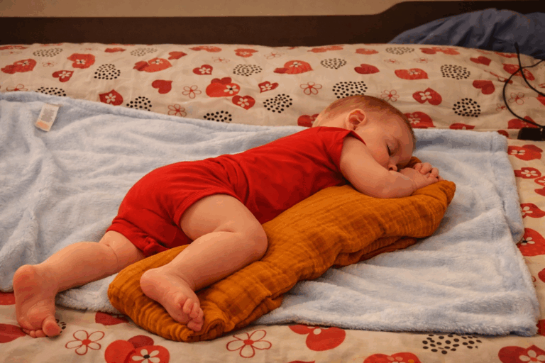 todler mike sleeping